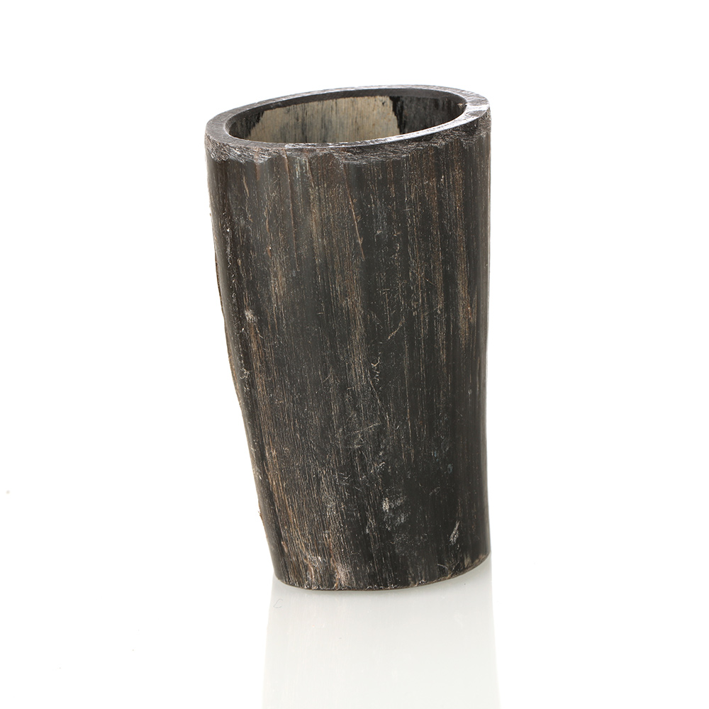 shot-becher-glas-horn-natur-006 Uriger Shotbecher / Schnapsbecher aus Rinderhorn - 0,05 l  - Wikinger Becher natur / roh