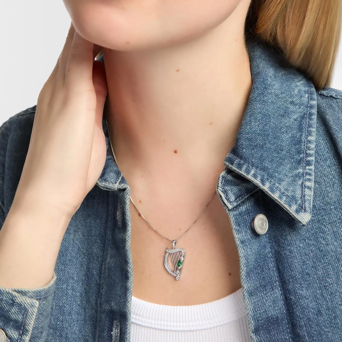Irische Harfe Anhänger aus Sterlingsilber mit keltischen Ornamenten und Kristallen