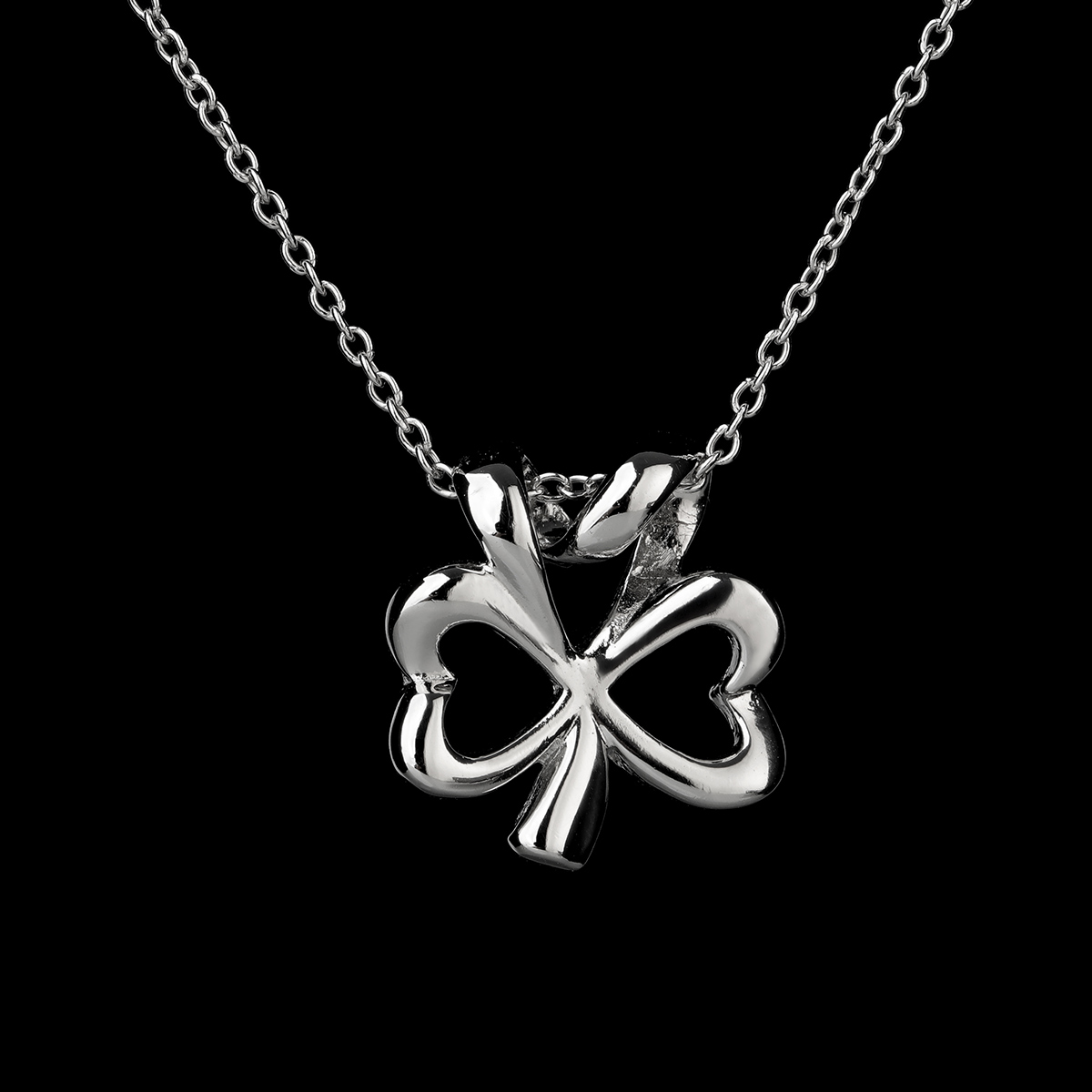 kleeblatt-irish-shamrock-kette-irland-001 Irish Shamrock Kette aus Sterlingsilber – modern & handgefertigt in Irland