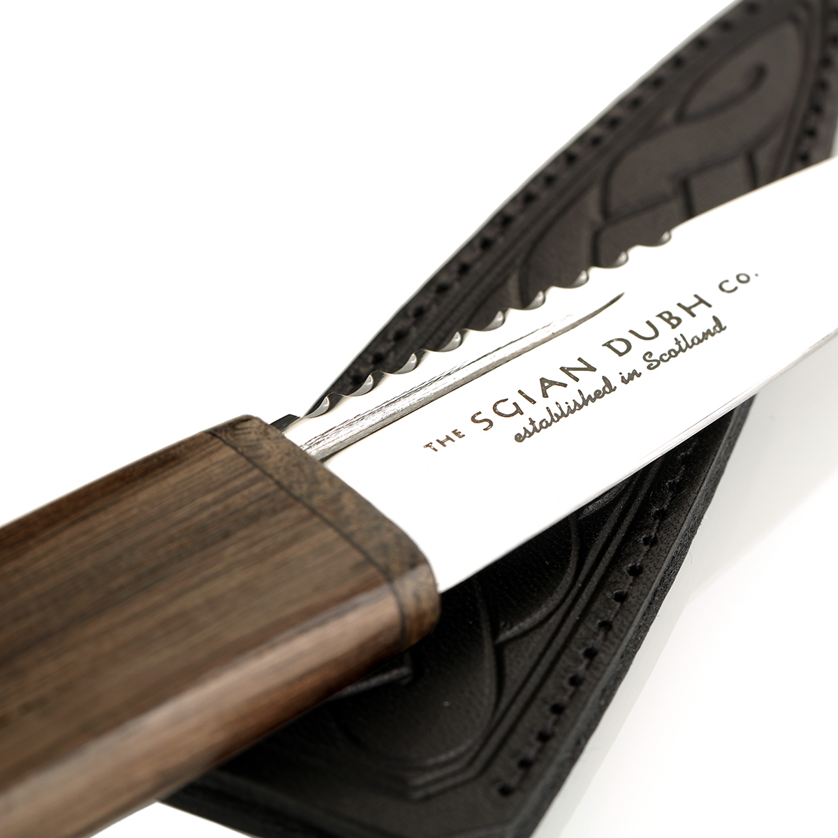 sgian-dubh-bog-oak-mooreiche-003 Bog Oak Sgian Dubh aus Schottland - Mooreiche Holz &  Edelstahl mit Lederscheide