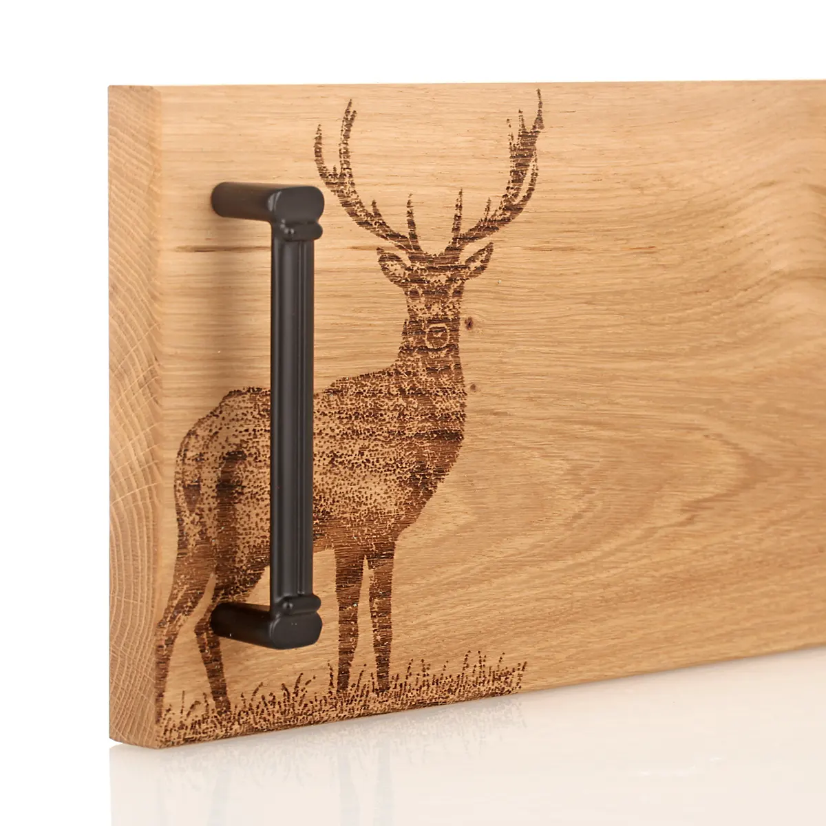 Schneidebrett-Holz-Paddel-Eiche-Oak-Schottland-Stag-Hirsch-002 Highland Stag - Eichenholz Tablett / Servierbrett mit Metallgriffen - Made in Scotland