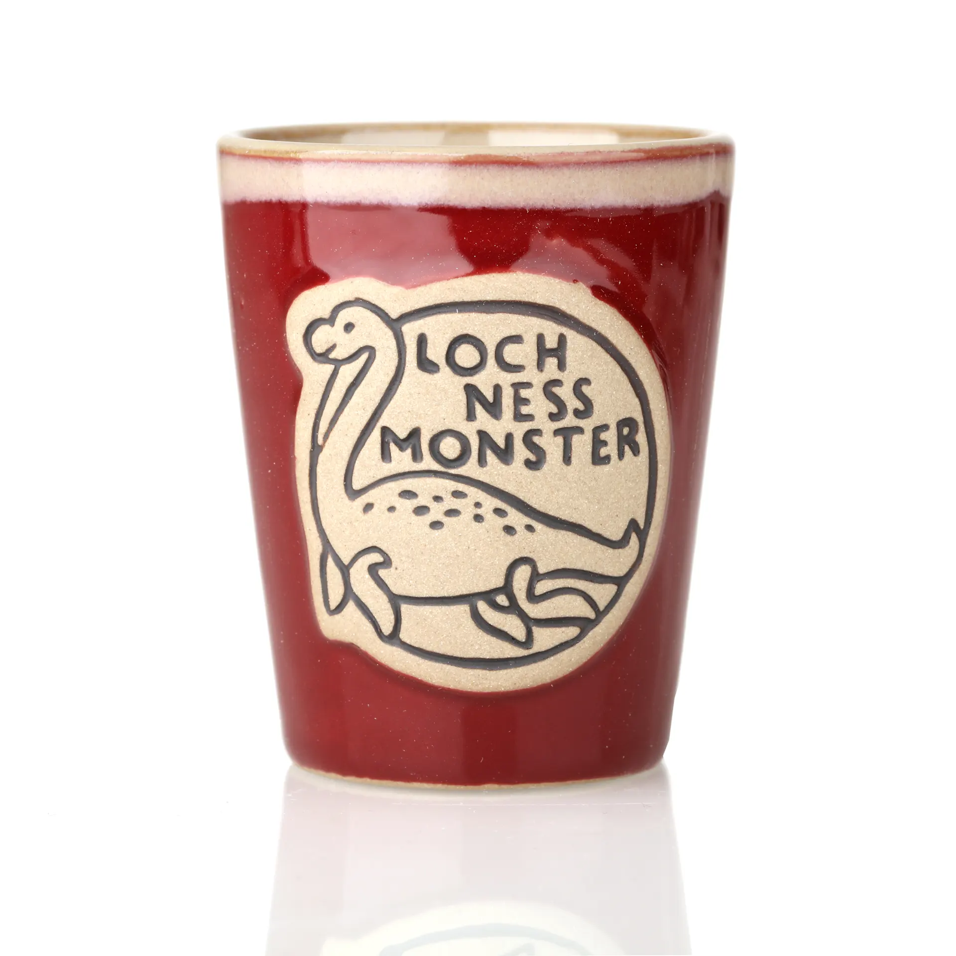 Nessie Shot Cup in Rot - Loch Ness Shotbecher aus Schottland Nessie Shot Cup in Rot - Loch Ness Shotbecher aus Schottland