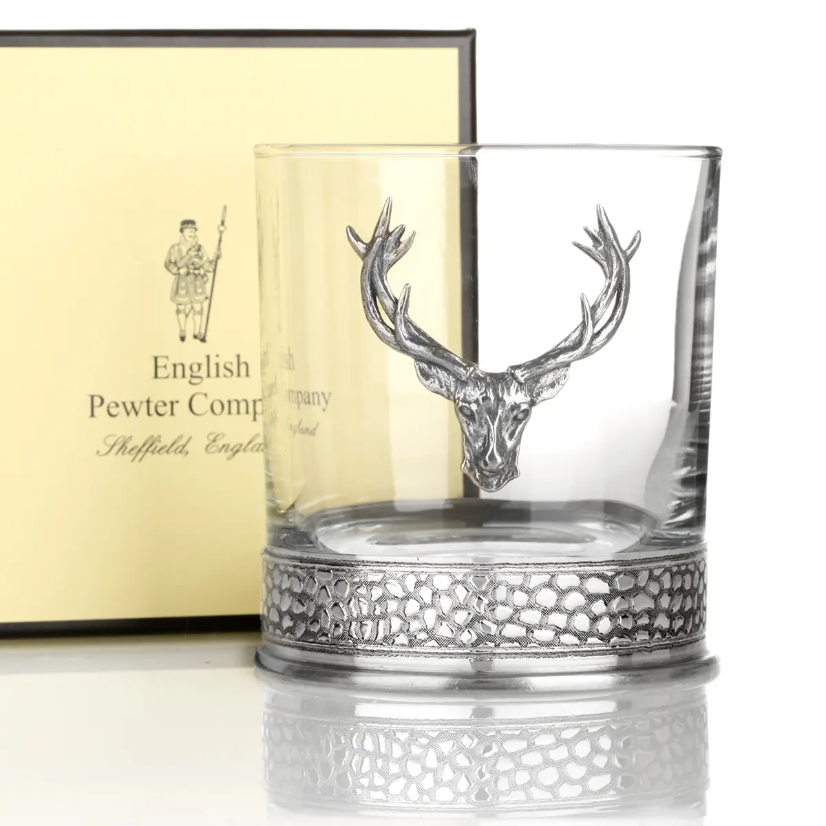 Royal Highland Stag Whisky Tumbler - Handgefertigtes Whisky Glas mit Hirschkopf
