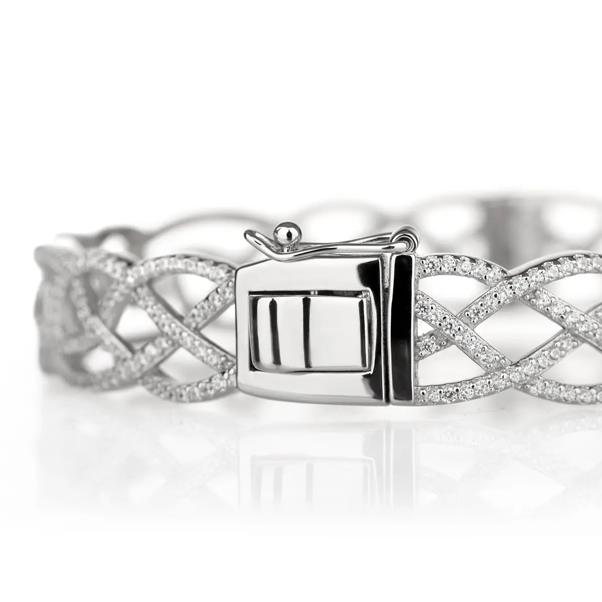 armreif-armschmuck-irland-keltisch-celtic-pattern-silber-kristall-004 Celtic Interlace - keltischer Armreif aus Sterling Silber & Kristall - Handgefertigt in Irland