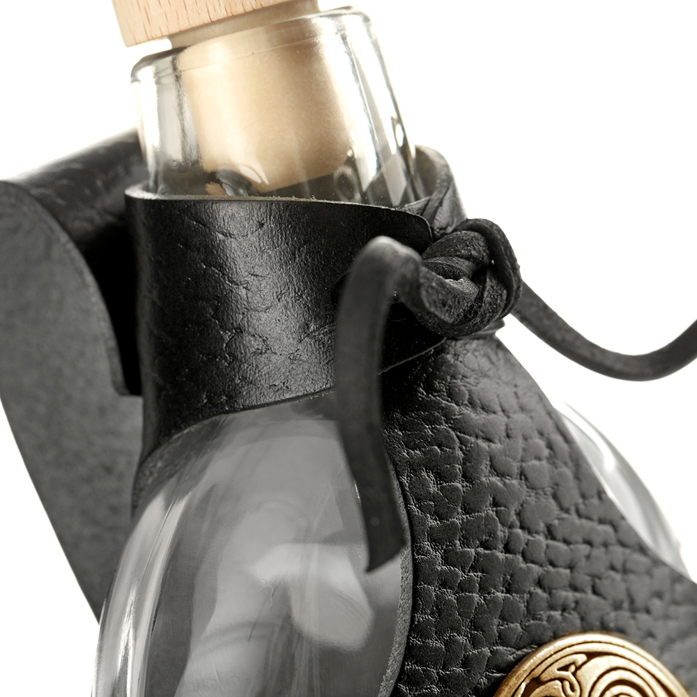 Glas Feldflasche mit Lederköcher & messingfarbenem keltischen Metallbeschlag