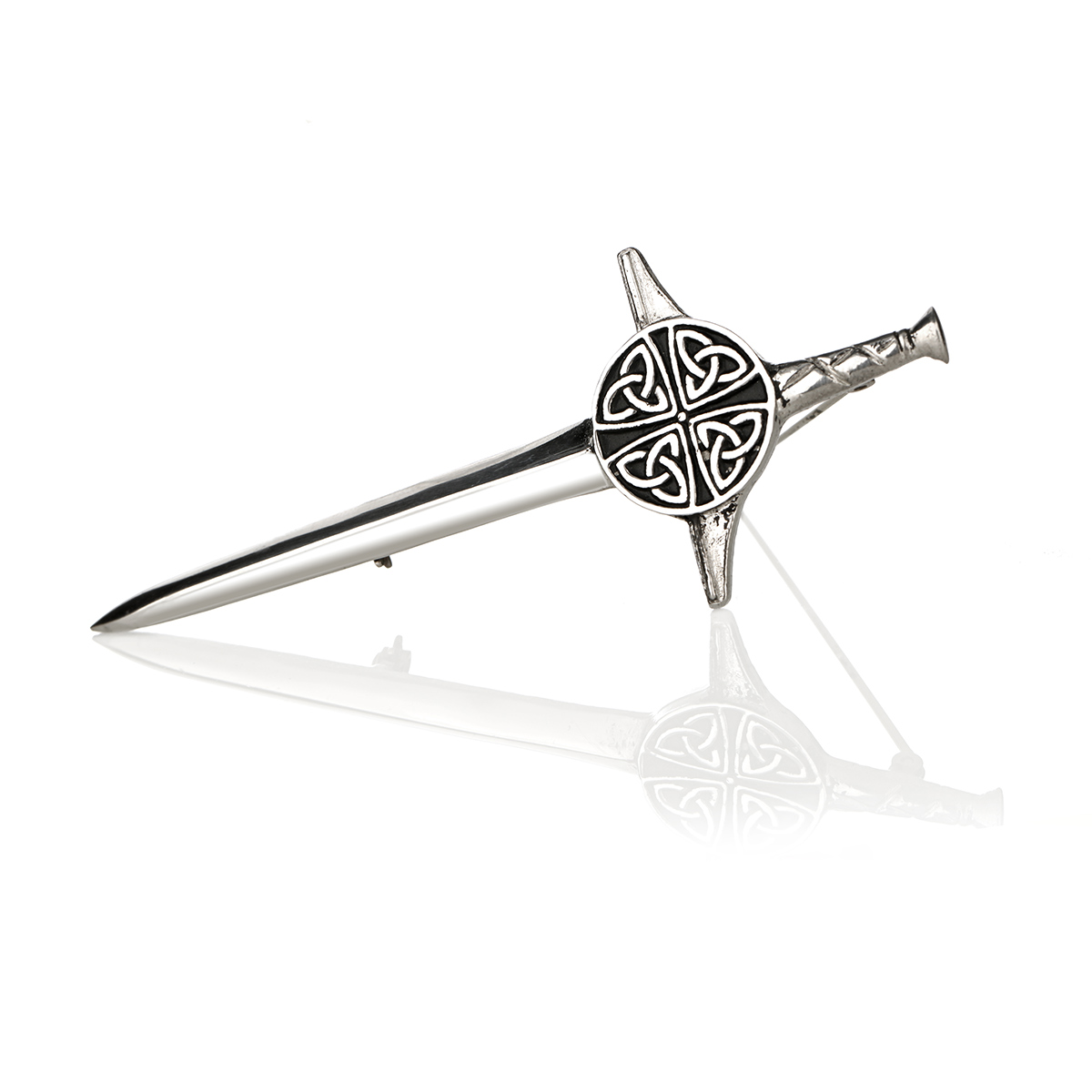 Celtic Triskele - Highland Kiltpin & Manschettenknöpfe Set aus Schottland