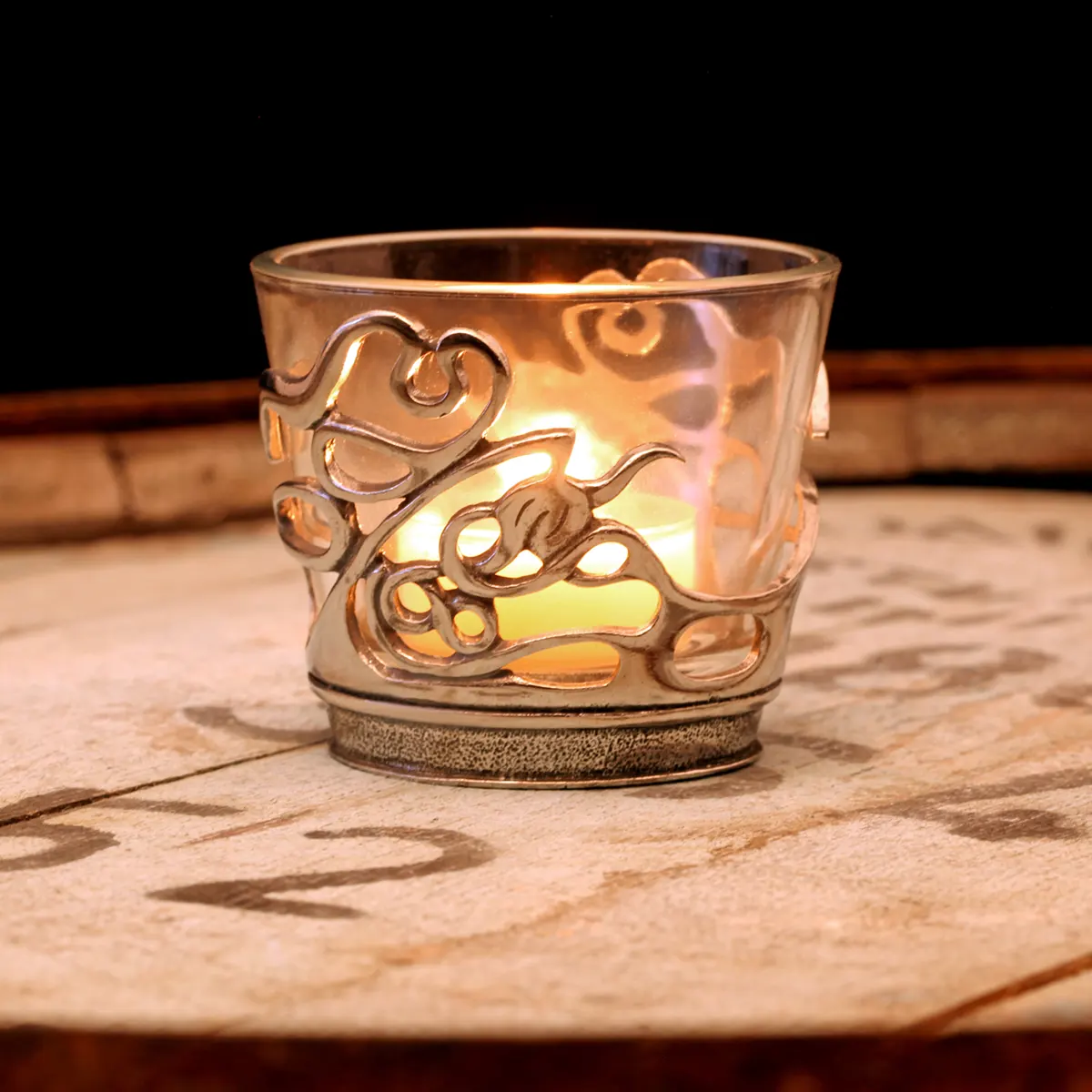 Celtic Swirls Teelichthalter aus Glas & Zinn mit keltischen Ornnamenten