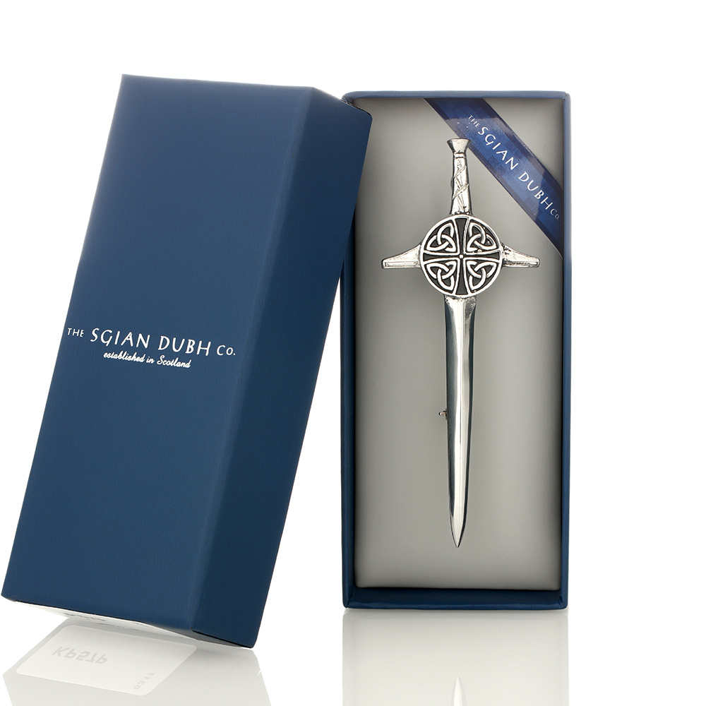 Celtic Sword Kilt Pin aus Schottland - Schwert & keltische Ornamente