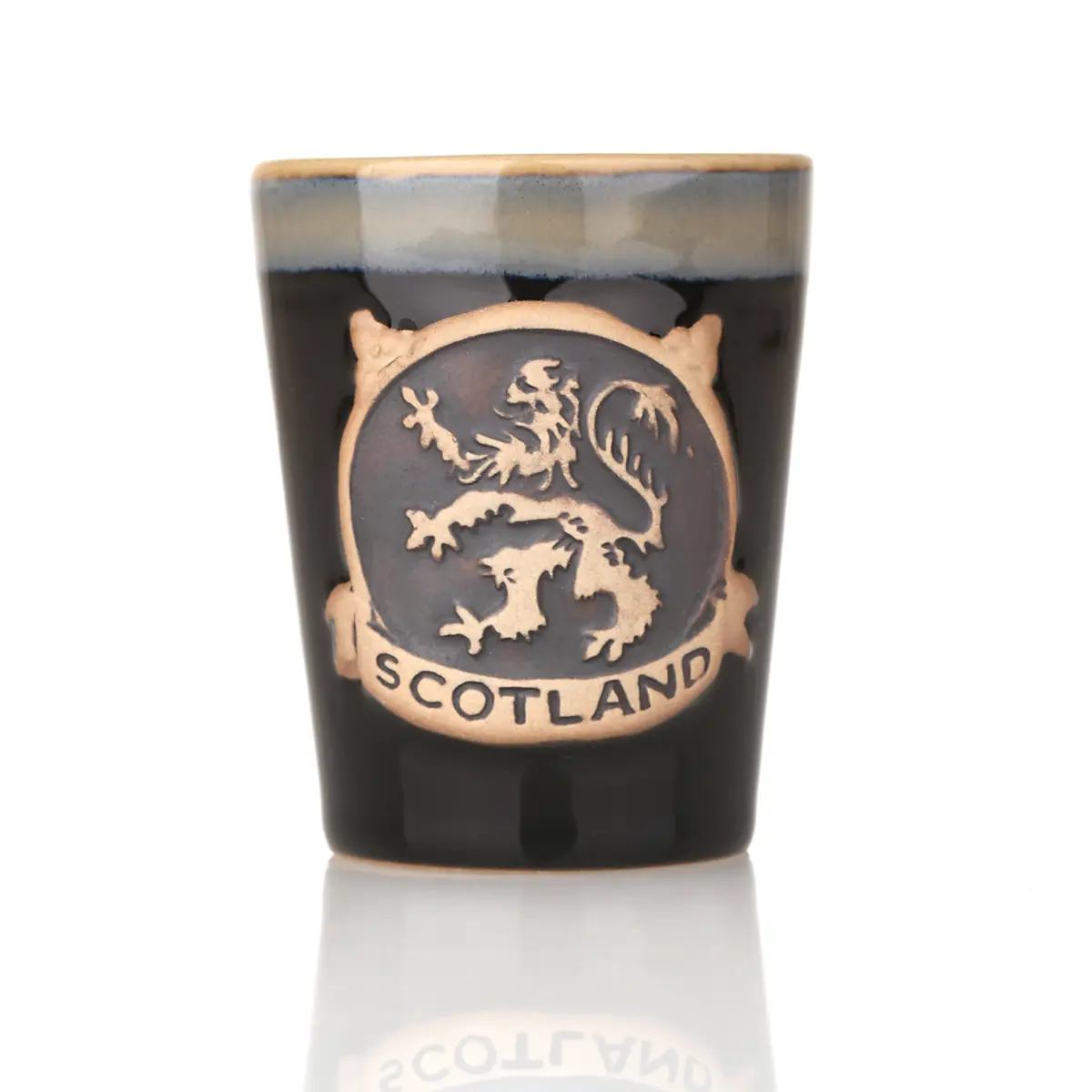 shot-schnaps-becher-scotland-loewe-lion-rampant-001 Lion Rampant Stoneware Shot Cup - Schottischer Löwe Keramik Shotbecher