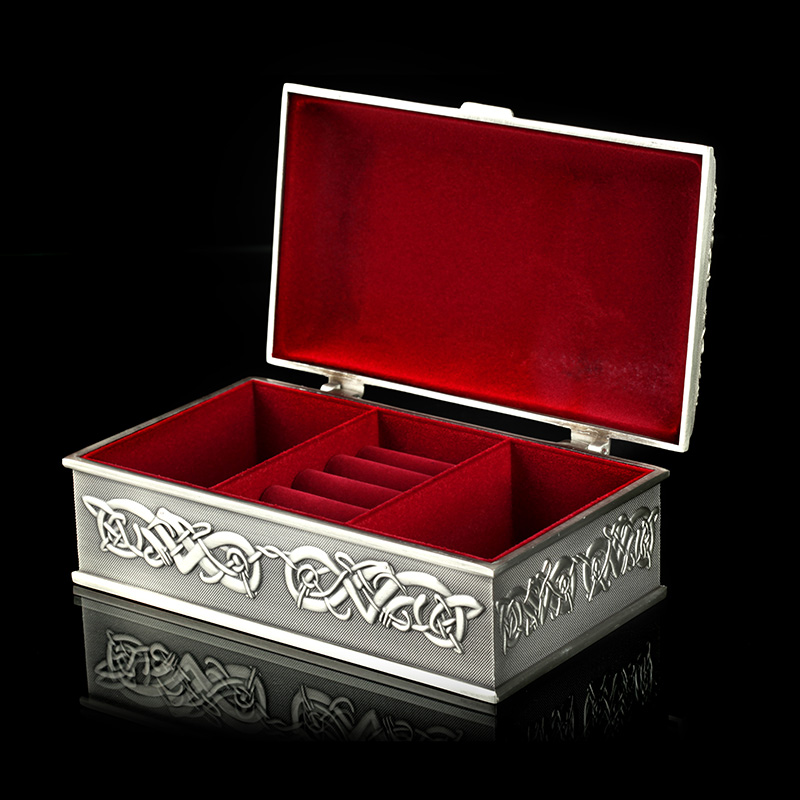 Claddagh-Schmuckschtulle-Irland-keltisch-Silber-Zinn-006 Große Schmuckschatulle mit keltischen Motiven - handgefertigt in Irland