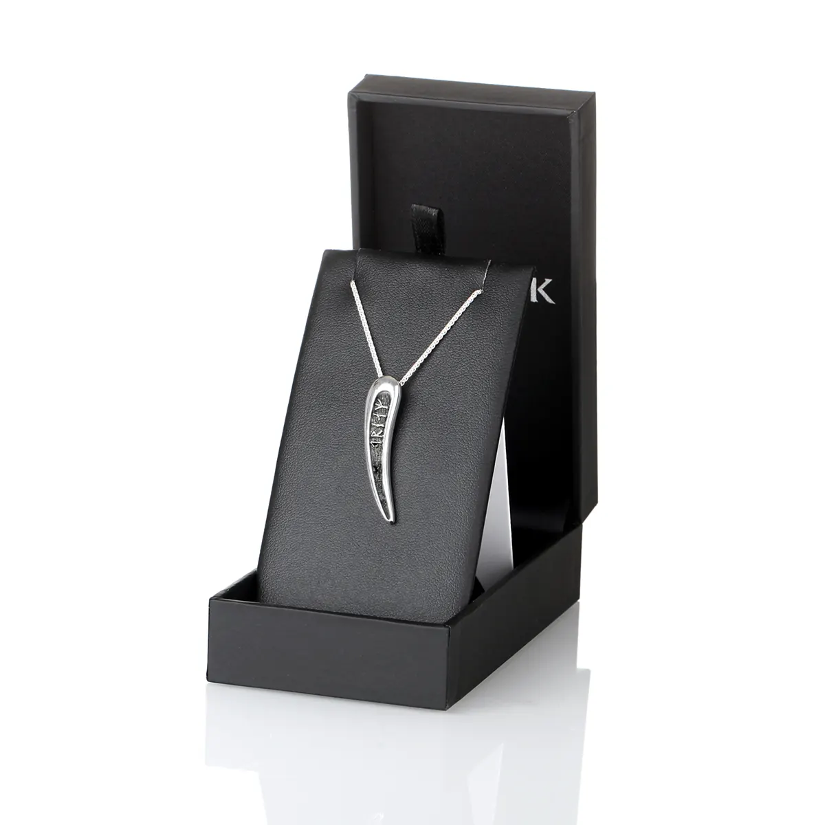 Kette-Anhaeger-dream-orkney-schottland-runen-001 Orkney Runes - Anhänger aus Sterlingsilber mit Runenschrift