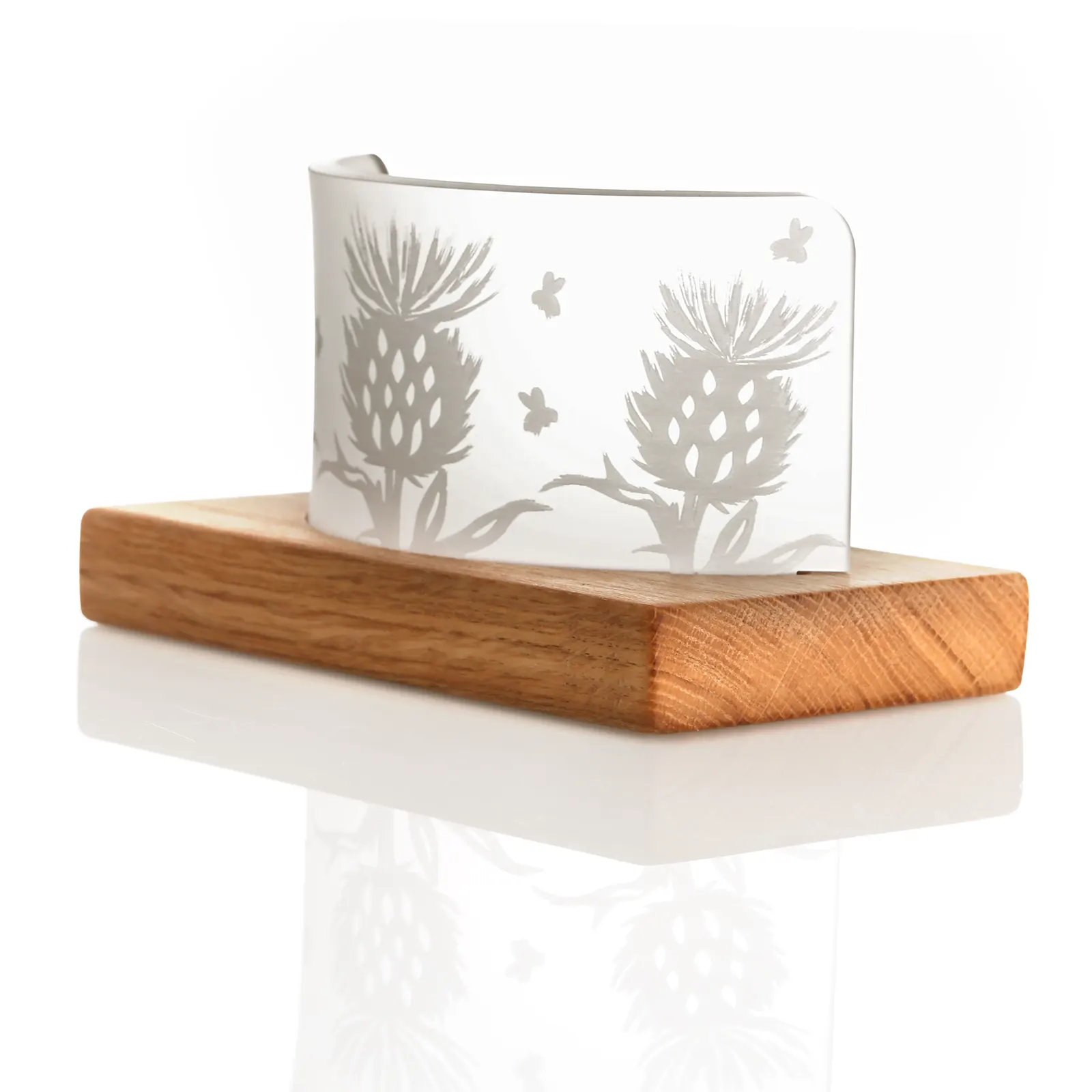 Bees & Thistles - Schottische Distel Teelichthalter aus recyceltem Whiskyfass Bees & Thistles - Schottische Distel Teelichthalter aus recyceltem Whiskyfass