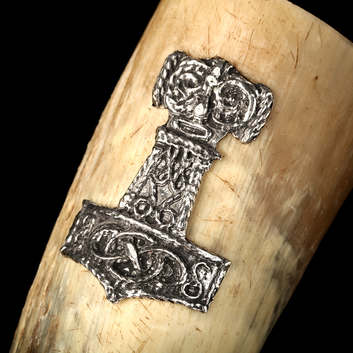 trinkhorn-wikinger-thors-hammer-mjoelnir-016 Mjölnir Rå - Thors Hammer Trinkhorn - ca 0,5 Liter - Rinderhorn Natur / Roh