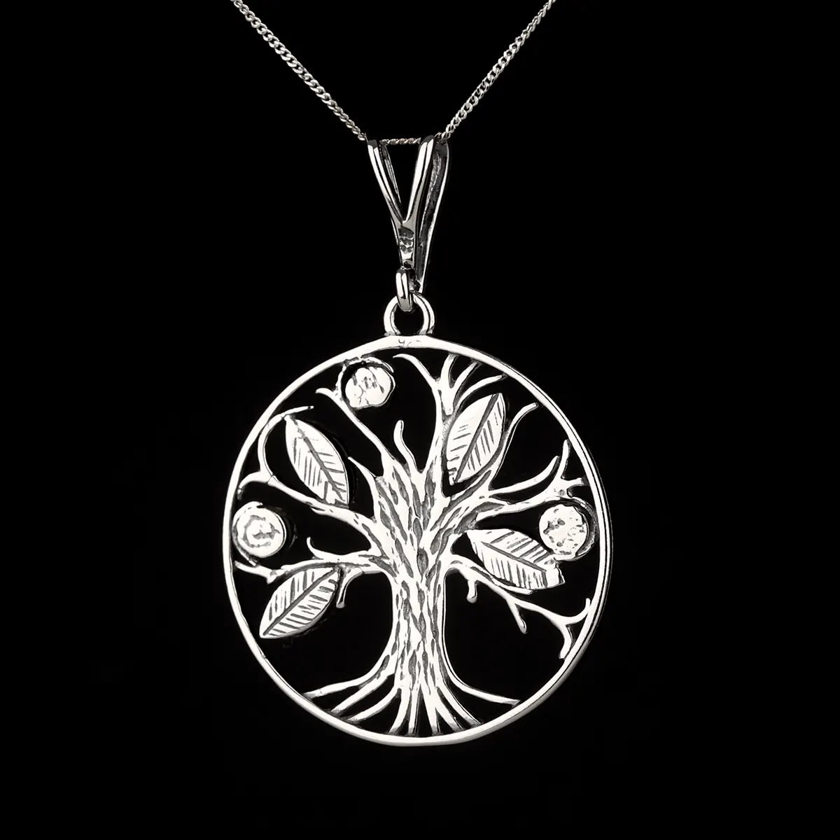 Green Amber Tree Of Life - Irische Lebensbaum Kette aus grünem Bernstein & Sterling Silber Green Amber Tree Of Life - Irische Lebensbaum Kette aus grünem Bernstein & Sterling Silber