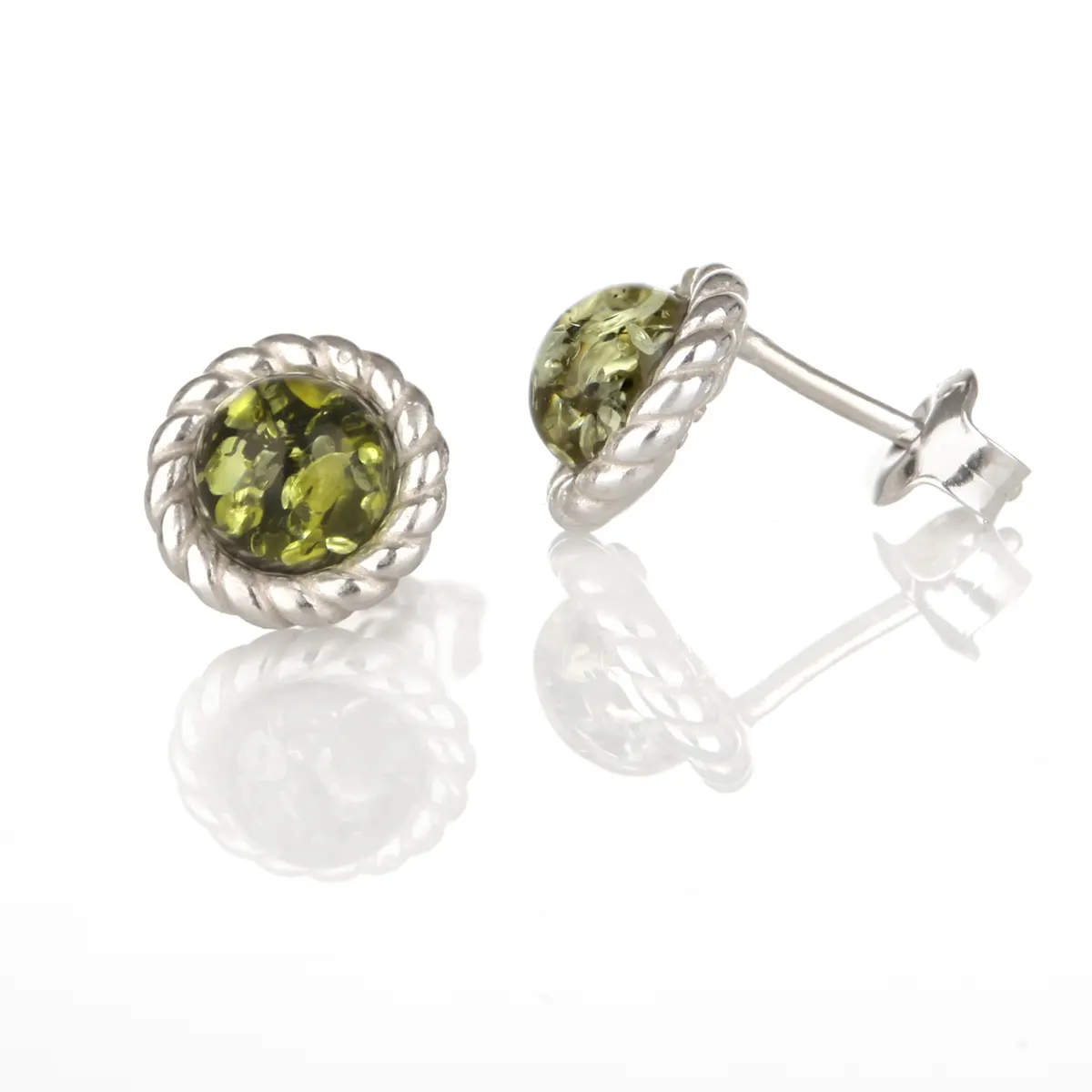 Dainty Green Amber Circle - Irische Ohrstecker aus grünem Bernstein & Sterling Silber Dainty Green Amber Circle - Irische Ohrstecker aus grünem Bernstein & Sterling Silber