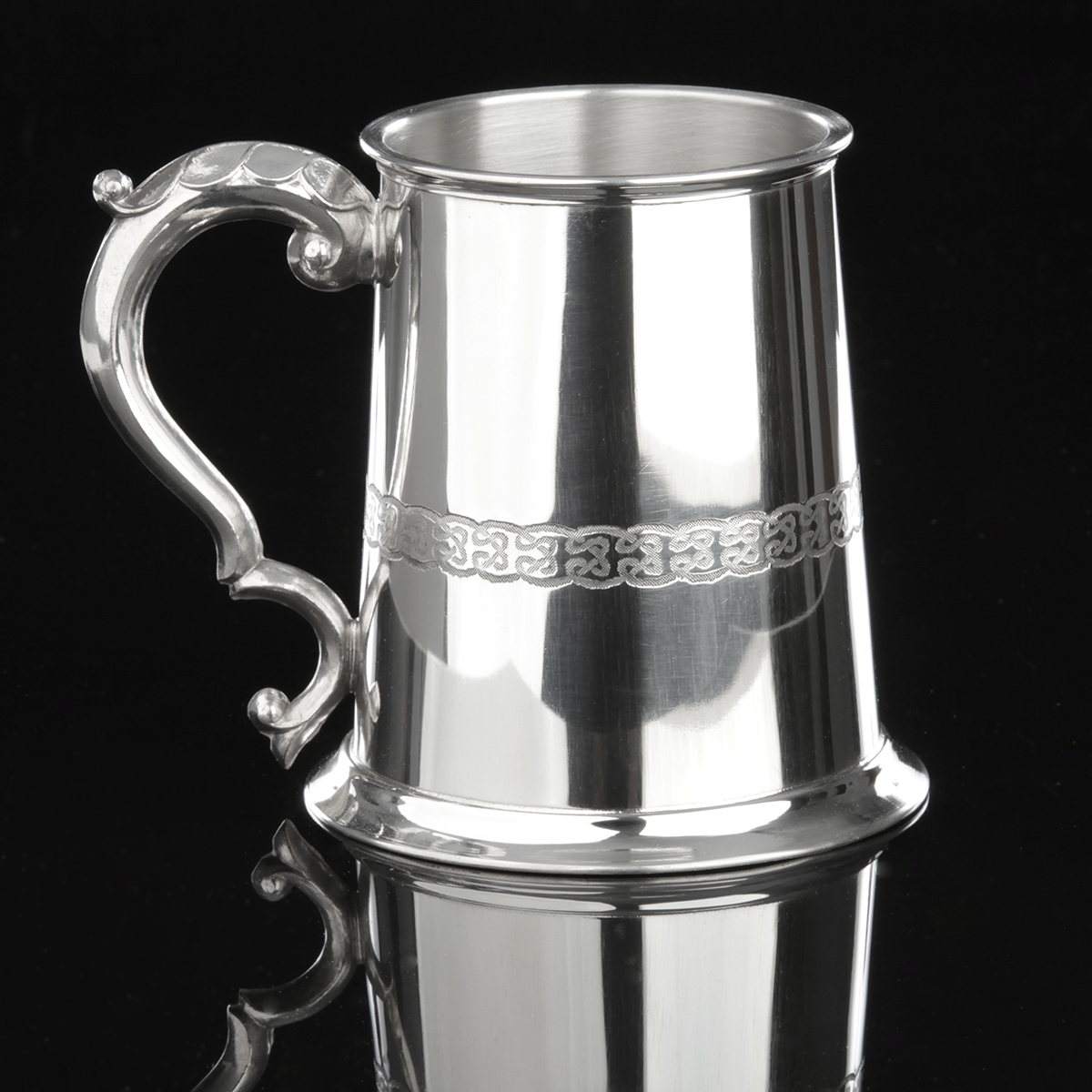 bierkrug-zinnkrug-pint-england-schottland-loewe-003 Keltischer Löwe - 1 Pint Bierkrug / Zinnkrug aus England