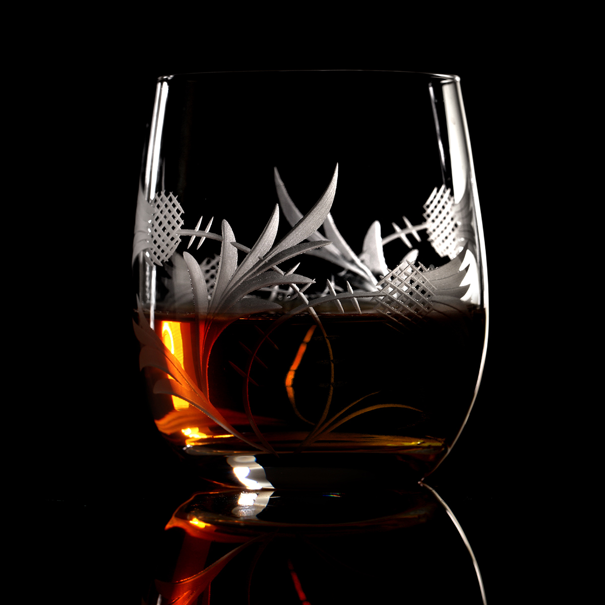 Flower of Scotland Barrel Tumbler - Kristall Whiskyglas mit Distelschliff aus Schottland