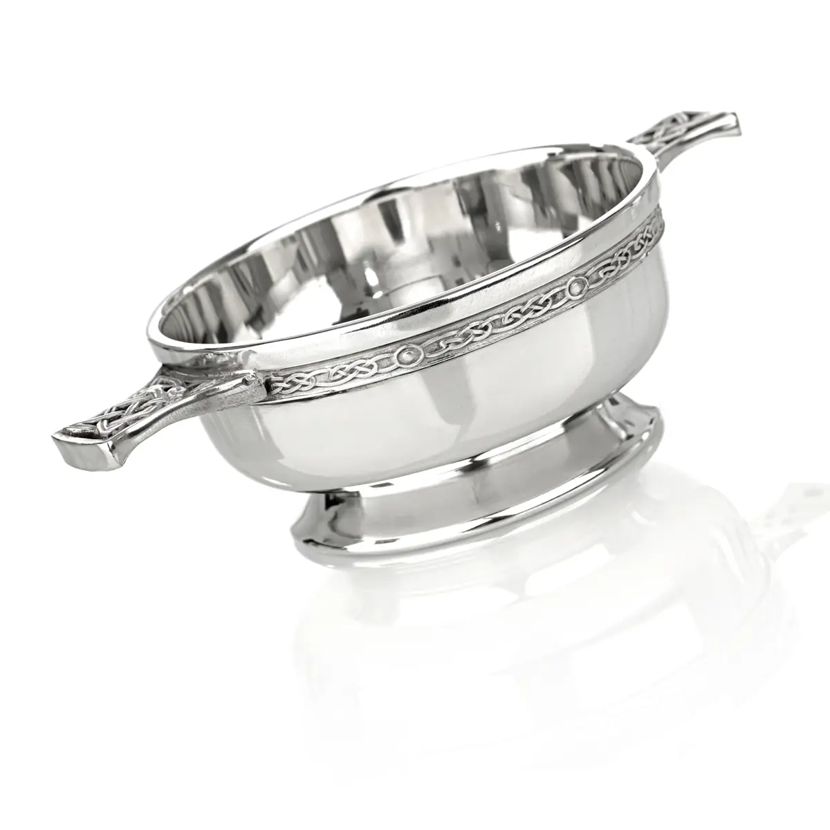 quaich-whisky-schottland-keltisch-silber-003o3378few5A2YA Royal Stuart Whisky Quaich - schottischer Löwe & keltische Muster