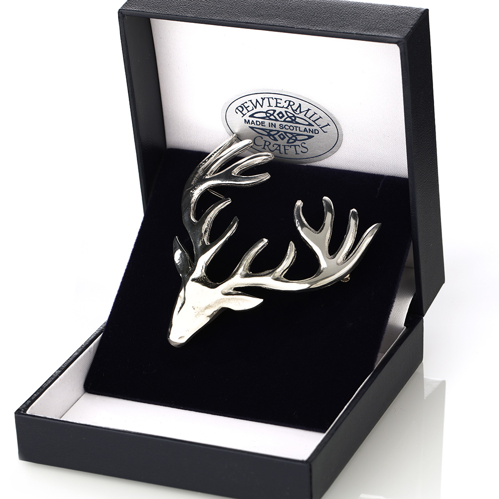 kilt-pin-highland-stag-hirsch-001 Highland Hirsch Plaid Brosche – handgefertigt in Schottland