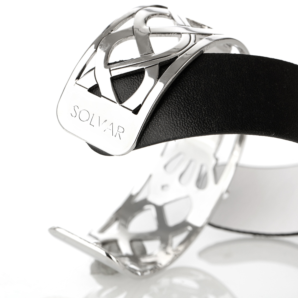 Claddagh Ring Armreif aus Irland - Metall & Leder in schwarz & weiß