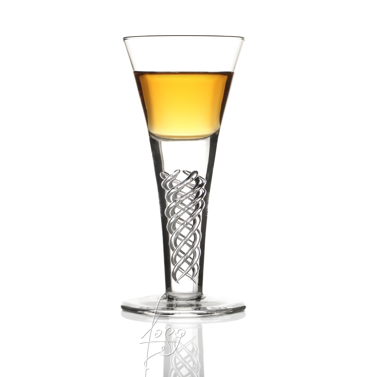 Oultander Jacobite Dram - Jakobiten Kristall Glas von Glencairn Crystal in Schottland