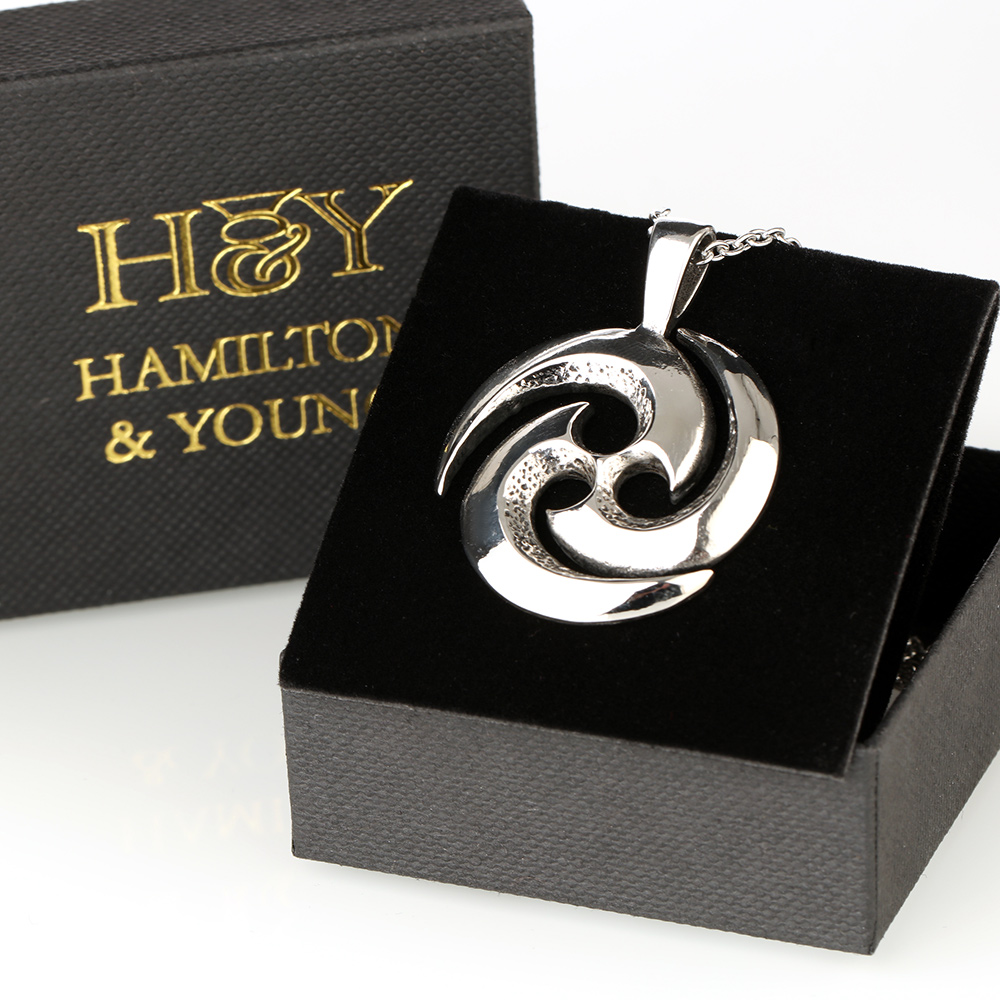 celtic-steel-spiral-kette-00258da88a8b0297 Großer Spiralen-Anhänger aus Edelstahl – gedrehtes Design, handgefertigt in Schottland