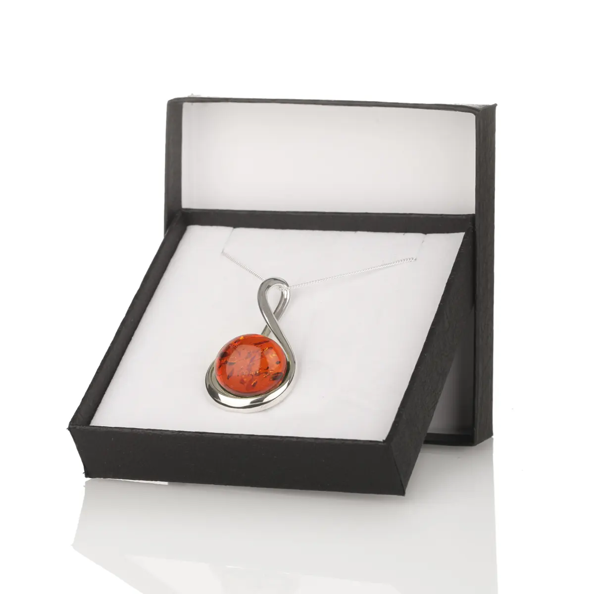 Amber Circle - Irische Kette aus cognacfarbenem Bernstein & Sterling Silber