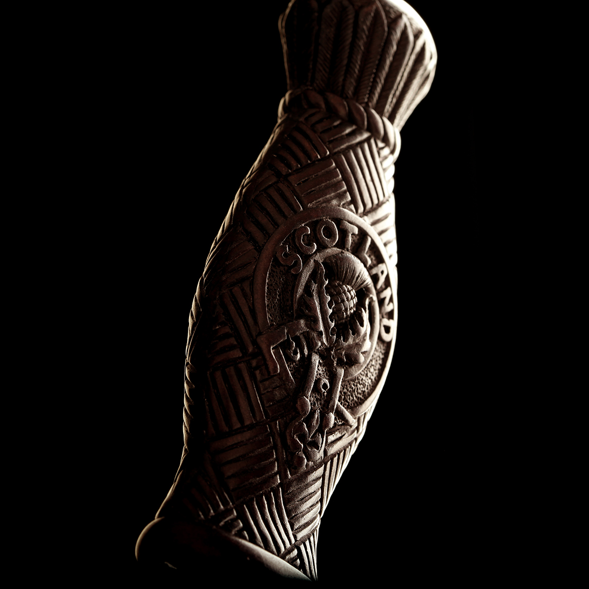 sgian-dubh-thistle-distel-scotland-schottland-002 Scotland Thistle Sgian Dubh mit schottischer Distel & Lederscheide.