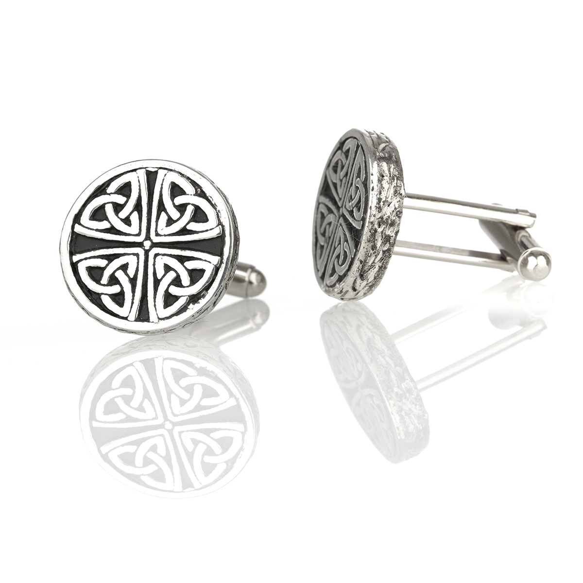 Celtic Triskele - Highland Kiltpin & Manschettenknöpfe Set aus Schottland