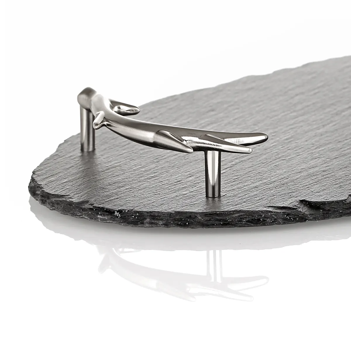 Kaeseplatte-oval-Schottland-Stag-Hirsch-Geweih-Schiefer-Slate-002 Highland Stag - Ovales Serviertablett aus Schiefer mit Geweihgriffen - Oval