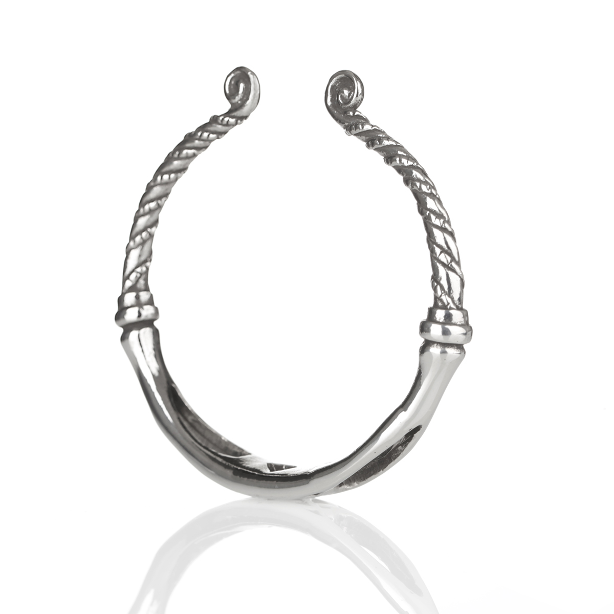 torc-torque-wikinger-vikings-armreif-silber-002 Twist Handle Torc - Keltischer Wikinger Armreif handgefertigt aus massivem Zinn