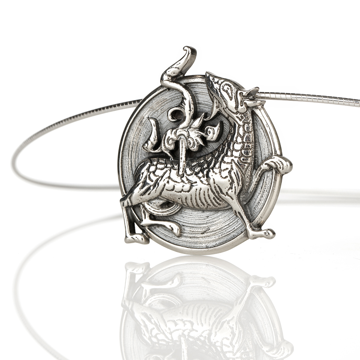 maes-howe-drache-orkney-kette-002 Maes Howe Dragon Amulett aus Sterlingsilber – handgefertigt auf den Orkney-Inseln