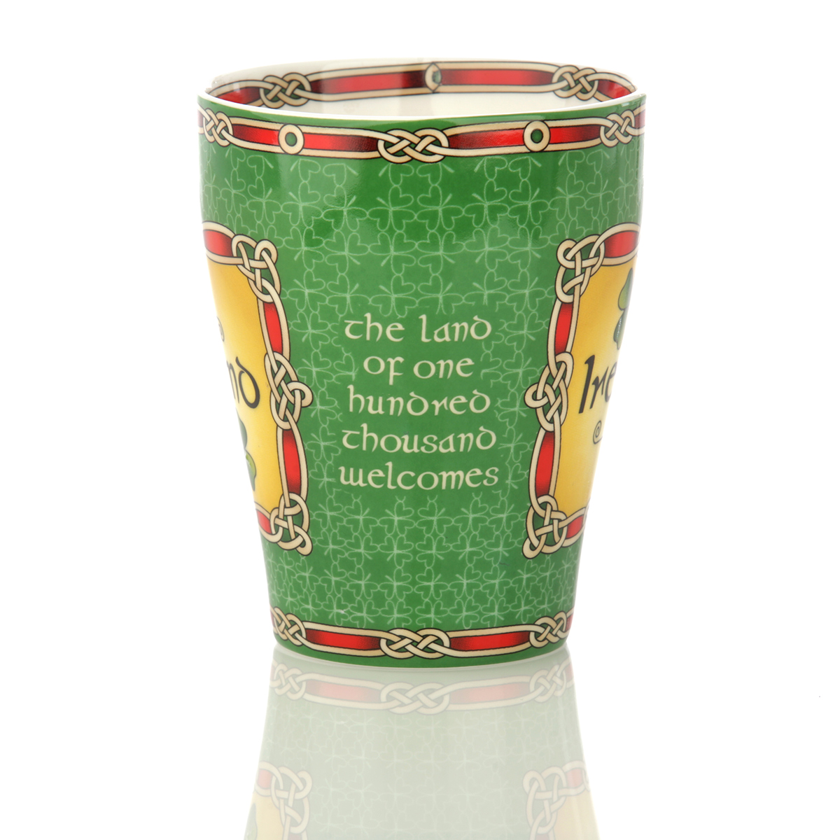 Kaffeebecher-Mug-irland-irish-shamrock-kleeblatt-019 Cead Mile Failte Shamrock Mug - Irischer Kaffeebecher mit Kleeblättern & keltischen Mustern