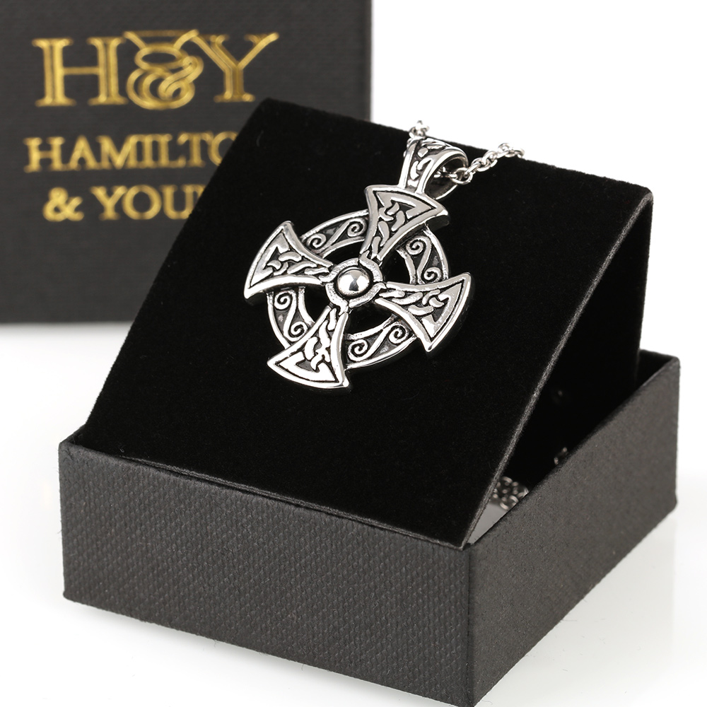 Keltisches Kreuz aus Edelstahl mit Stahlkette - Handgefertigt in Schottland