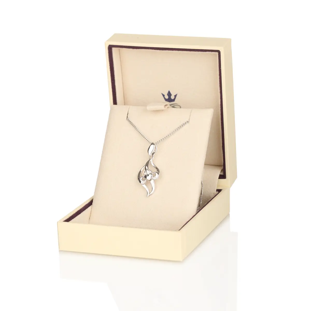kette-anhaenger-leaf-claddagh-silber-irland-004 Leaf Claddagh Pendant - Moderne Claddagh Kette handgefertigt in Irland