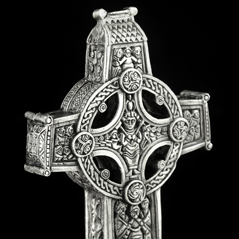 Clonmacnoise Cross Of the Scriptures - verziertes keltisches Kreuz aus Irland