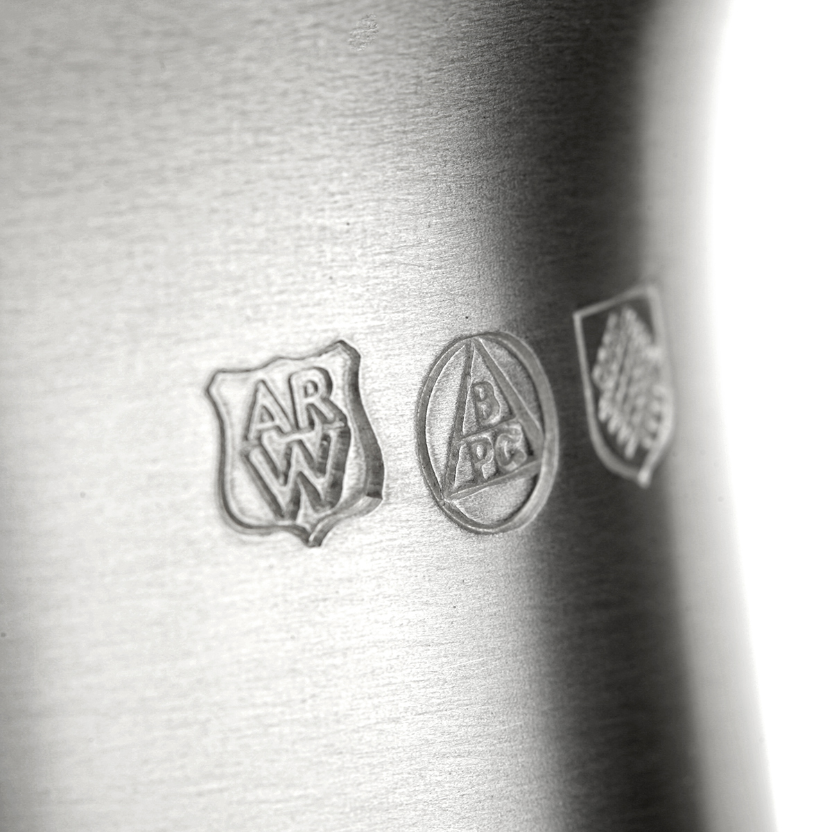 goblet-weinkelch-zinn-keltisch-schottisch-mittelalter-003lkoPlBqbe5wHs wentworth-pewter-sheffield-england