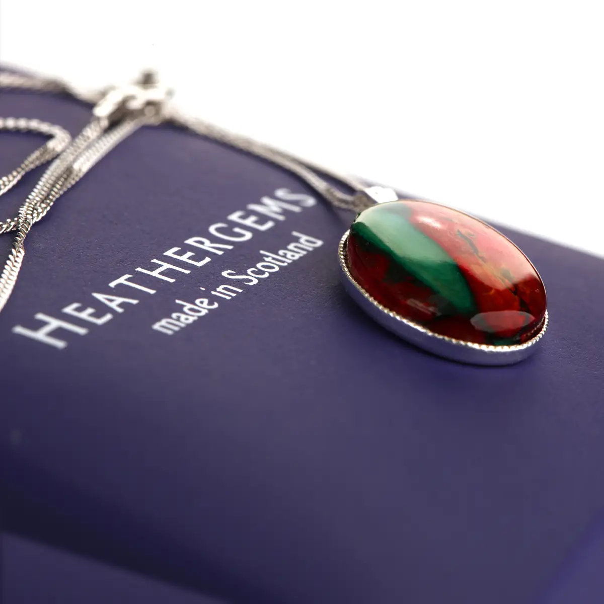 kette-anhaenger-schottischer-heathergem-schmuck-silber-006 Schottische Highland Heathergem Kette aus Sterling Silber & Heide