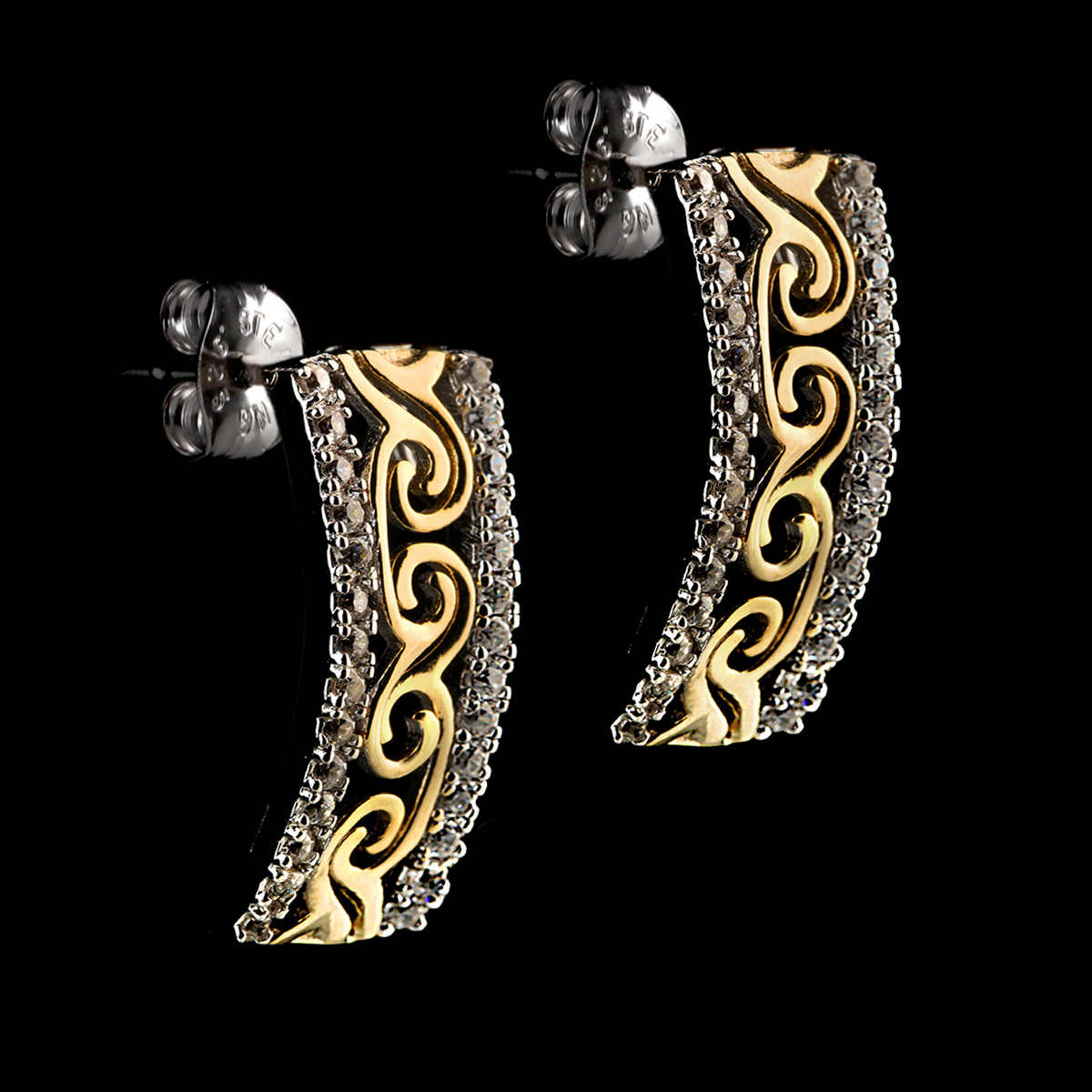 keltische-kristall-gold-silber-ohrstecker-irland-002 Keltische Ohrstecker aus Sterlingsilber mit vergoldeten Ornamenten – handgefertigt in Irland