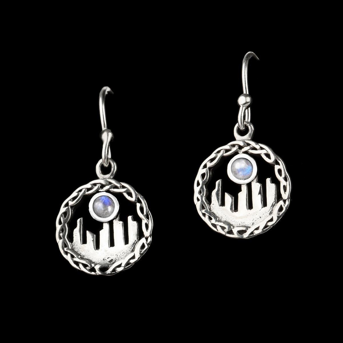craigh-na-dun-outlander-ohrringe-001aFzW7BazVC0c2 Craigh Na Dun - schottische Outlander Ohrhänger aus Sterling Silber & Mondstein