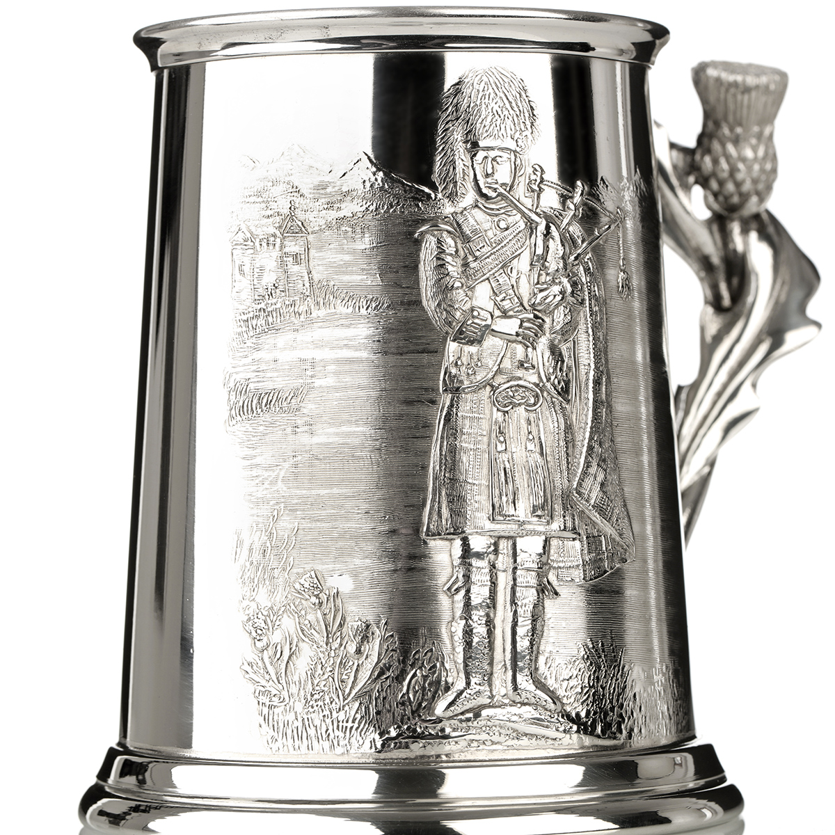 Scottish Piper Tankard - Bierkrug mit Dudelsackbläser und Distel als Griff